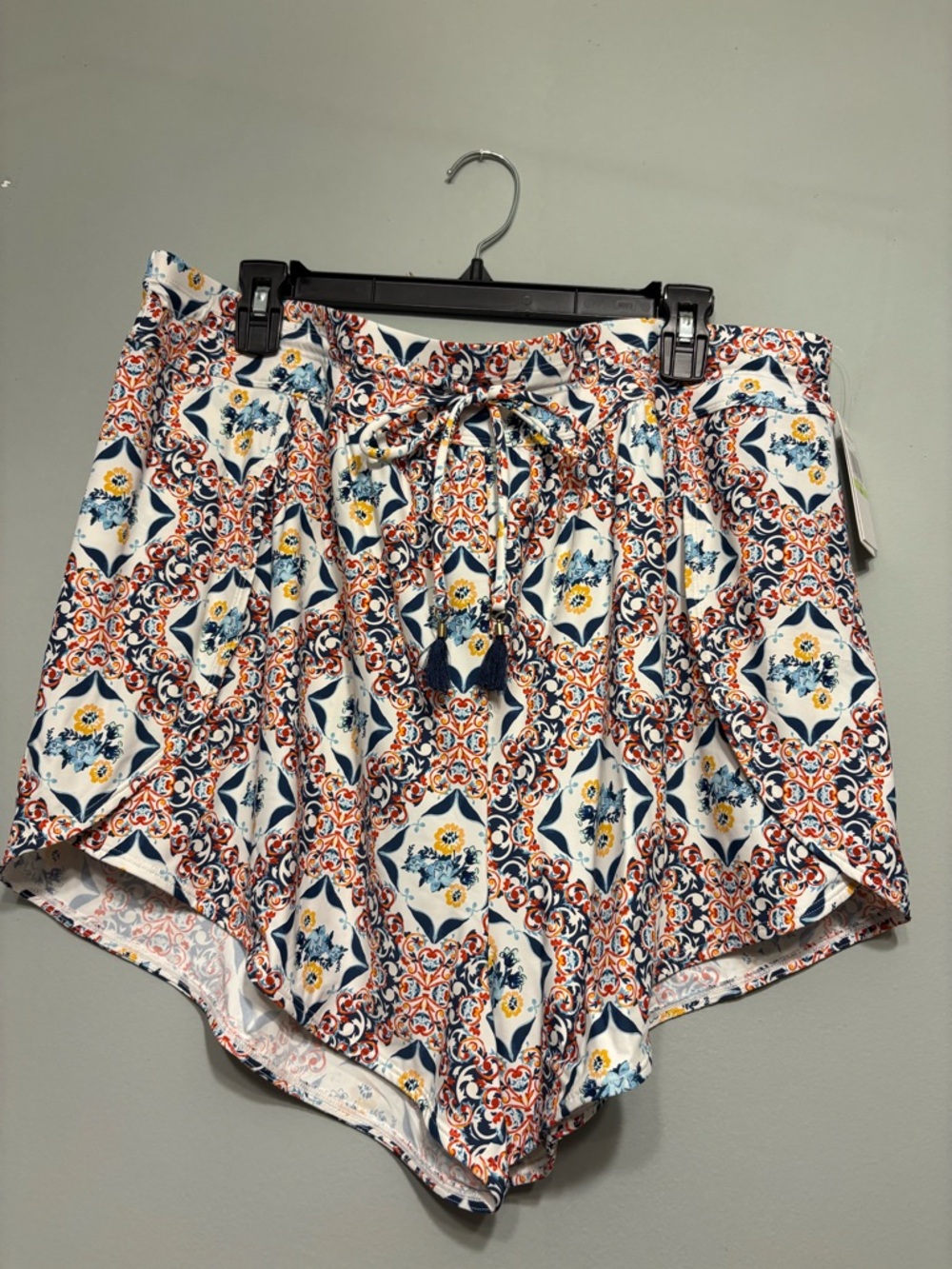 Women's Printed Drawstring Shorts in White and Blue